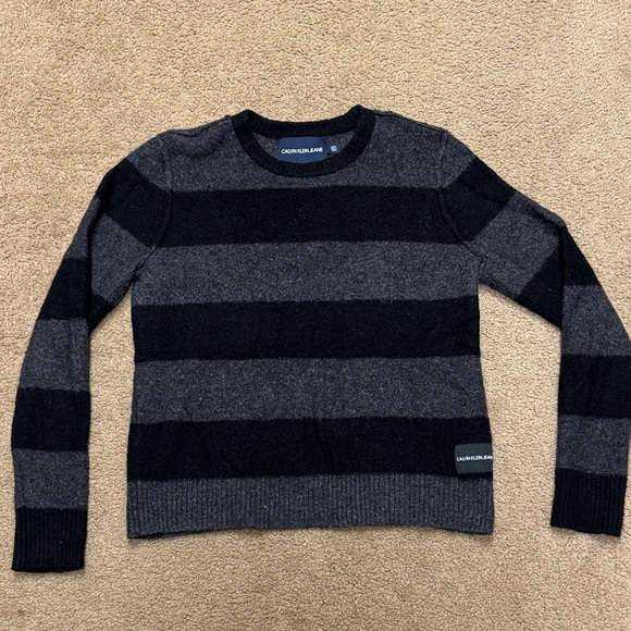 Calvin Klein Jeans Sweaters - Calvin Klein women’s sweater. Small